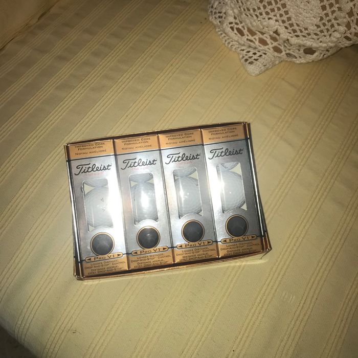 Titleist prov1, Taylormade tp5, Volvik, Vice, Mizuno