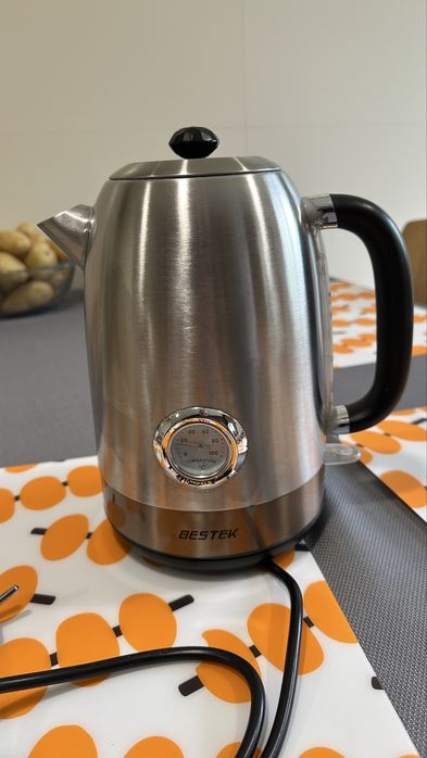Fervedor/chaleira Bestek
