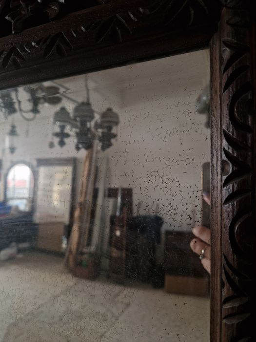Consola com moldura vintage
