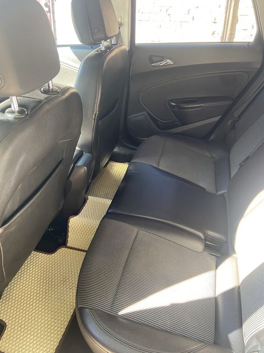 Opel Astra Sport Tourer 2013 р.