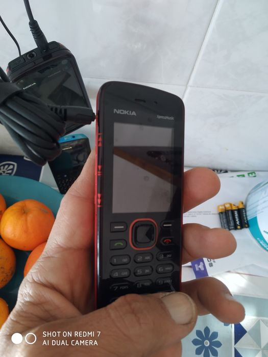 Telemóvel Nokia express music com teclas