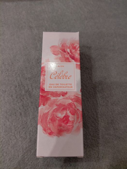 Woda toaletowa Celebre Avon