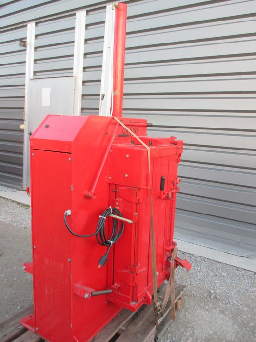 belownica prasa do makulatury foli