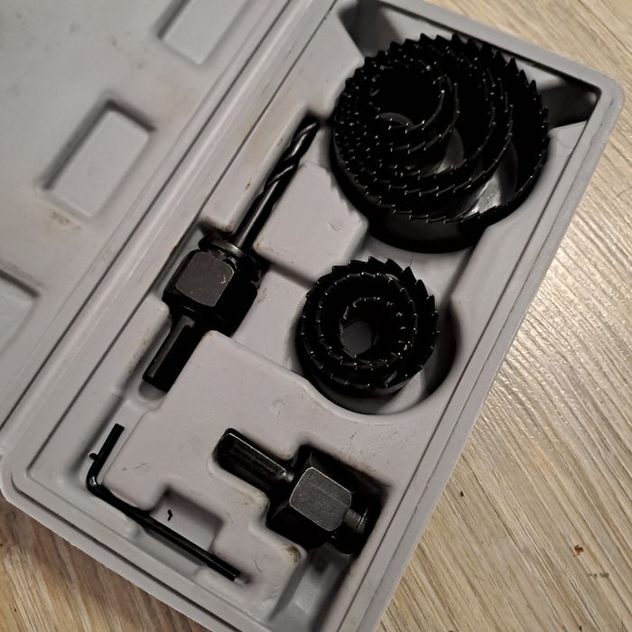 Nowy 11-częściowy zestaw otwornic do gk, drewna