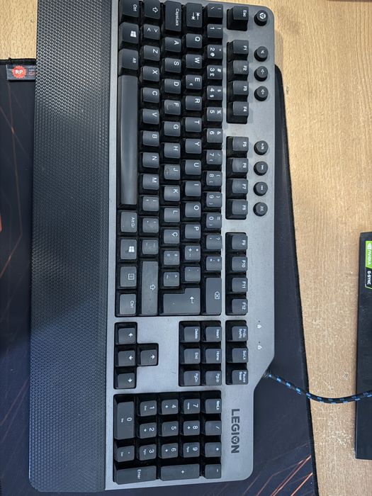 Pc Barato por a funcionar