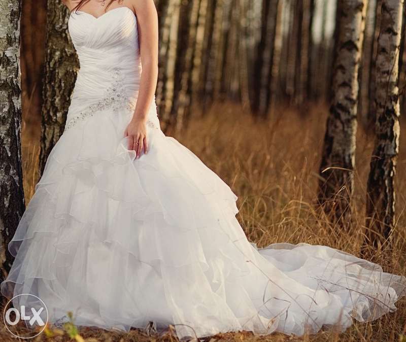 Sprzedam suknię ślubną VENUS BRIDAL roz.36