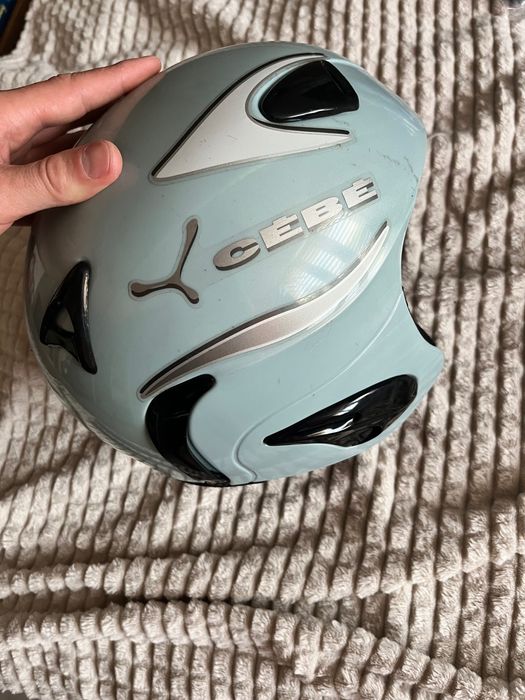 Kask narciarski