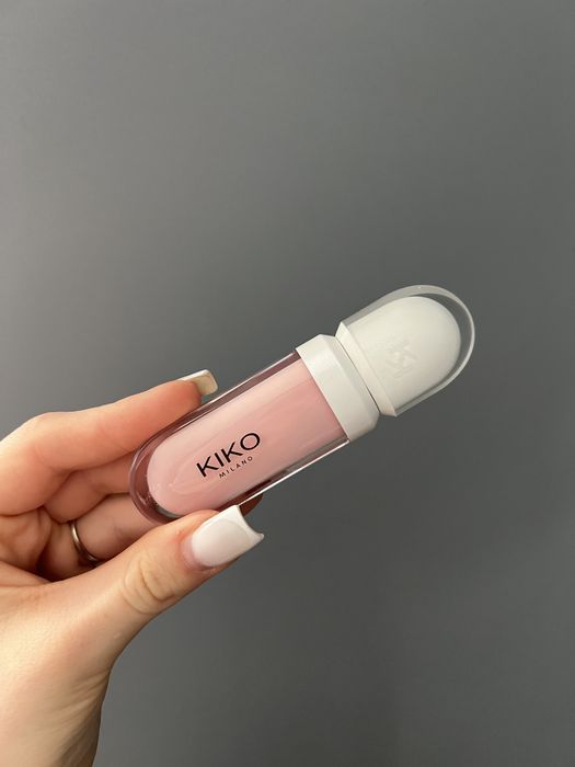 Продам новий блиск kiko 01