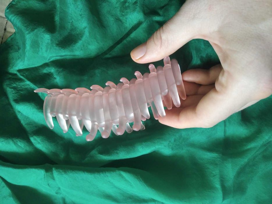 Большой краб женский заколка розового оттенка нежный пион крабик