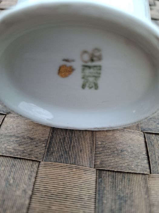 Wazon róże PRL Stan bdb