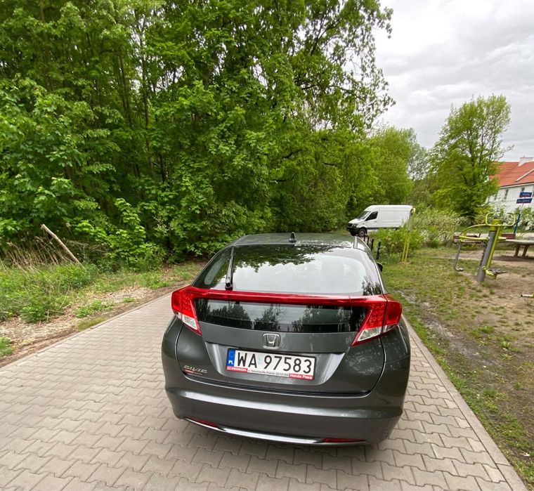 Honda Civic rok 2013 silnik 1.8 benzyna Automat