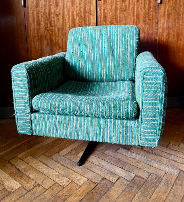 Dwa fotele zielone  retro.