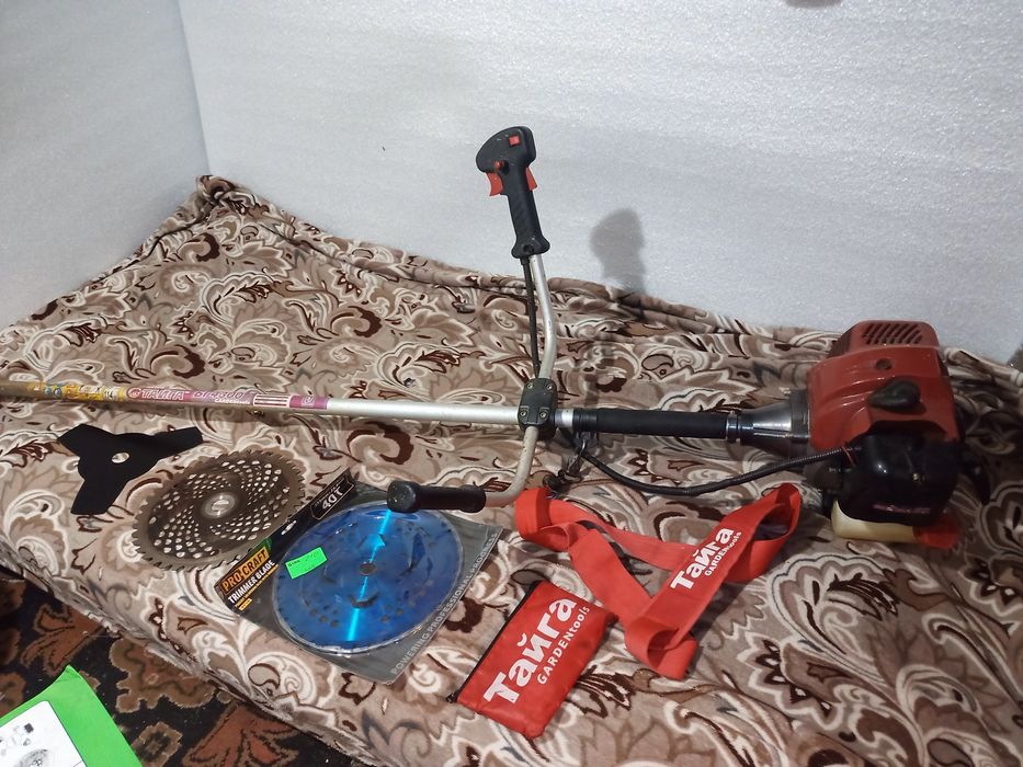 Бензокоса Тайга БГ 4300