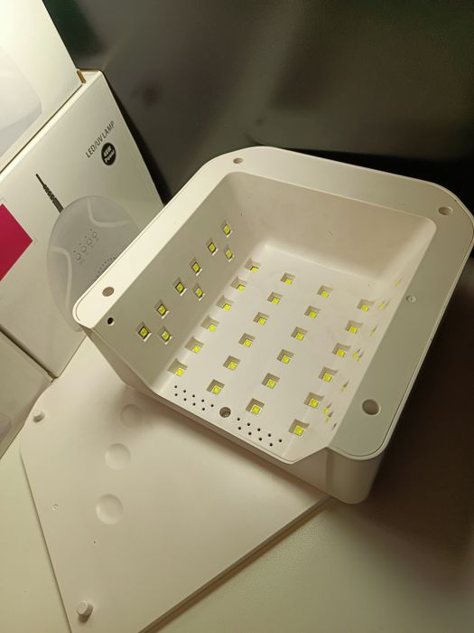 Акум Лампа для манікюру  UV/LED для гель лаку SUN Y31