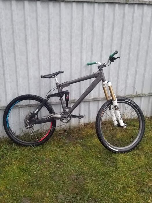 Banshee двопідвіс