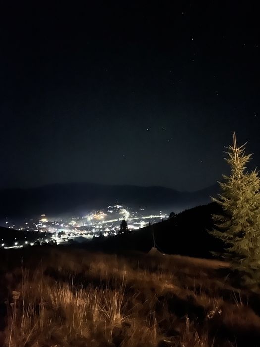 Вілла з басейном.Чан.Відпочинок у Карпатах.Буковель.Басейн.