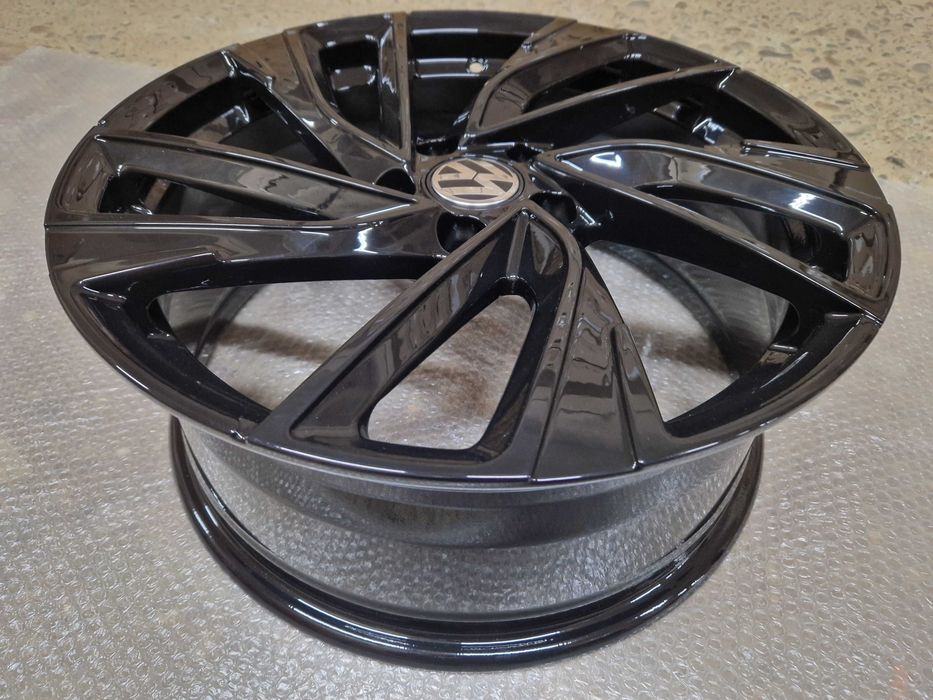 Диски новые одноширокие R18-19 (BMF)Volkswagen Golf,Passat,Tiguan,Jetta.