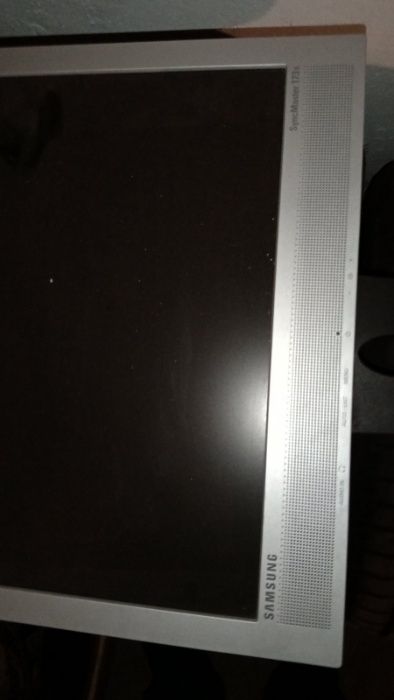 Продам монитор Самсунг 173 В
