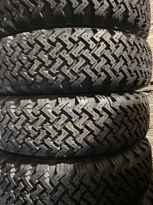 Pneus 700-14 para pick-up