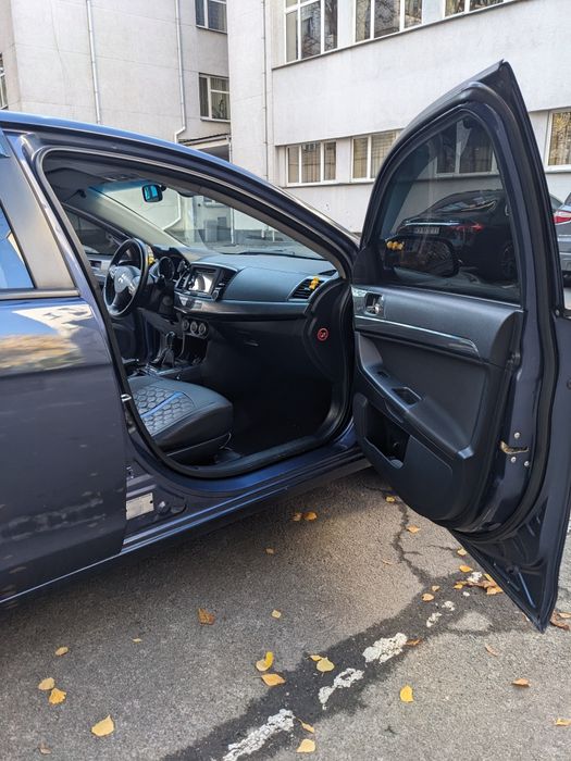 Продам доглянуте авто Lancer X