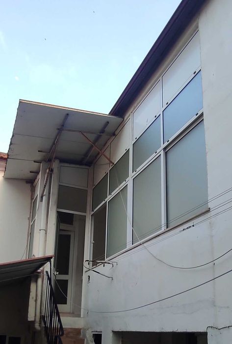 Caixilho/Janela de alumínio – 3,90 m × 2,25 m