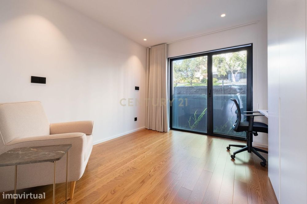 Apartamento T2 Funchal  - Escolha certa entre viver ou investir!