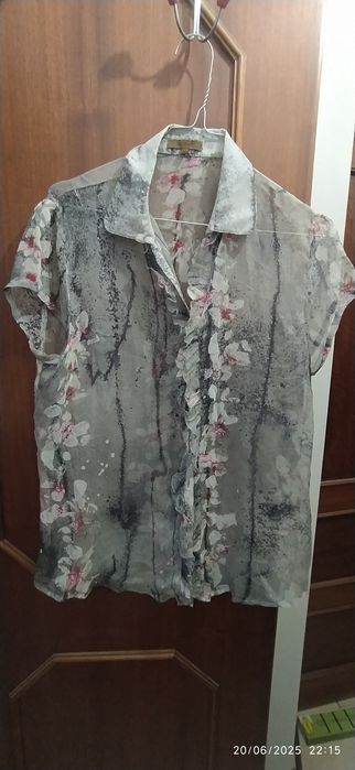 Vendo  , marca Decenio, sem uso com padrão lindo