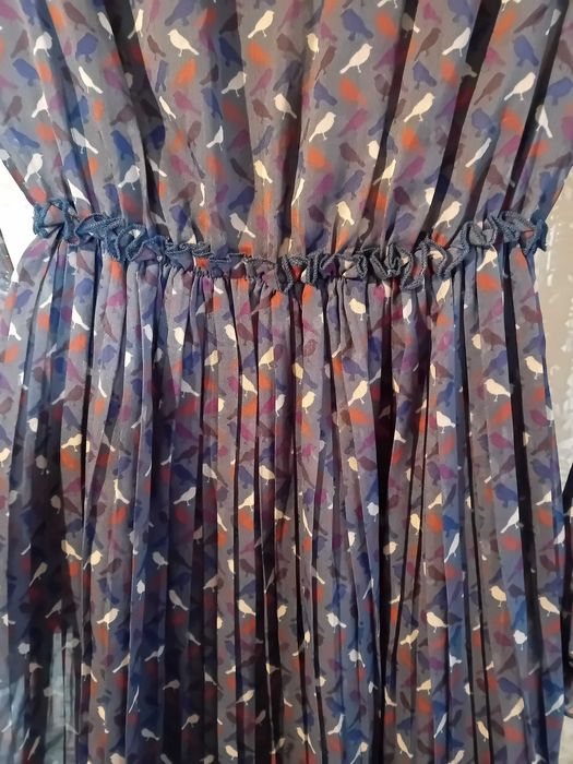 piękna sukienka Pepe Jeans S zwiewna plisowana ptaszki j.nowa +gratis