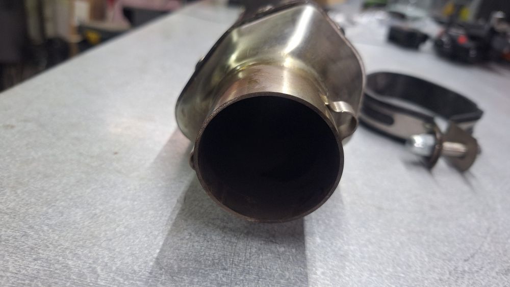 Tłumik końcowy uniwersalny 51 mm