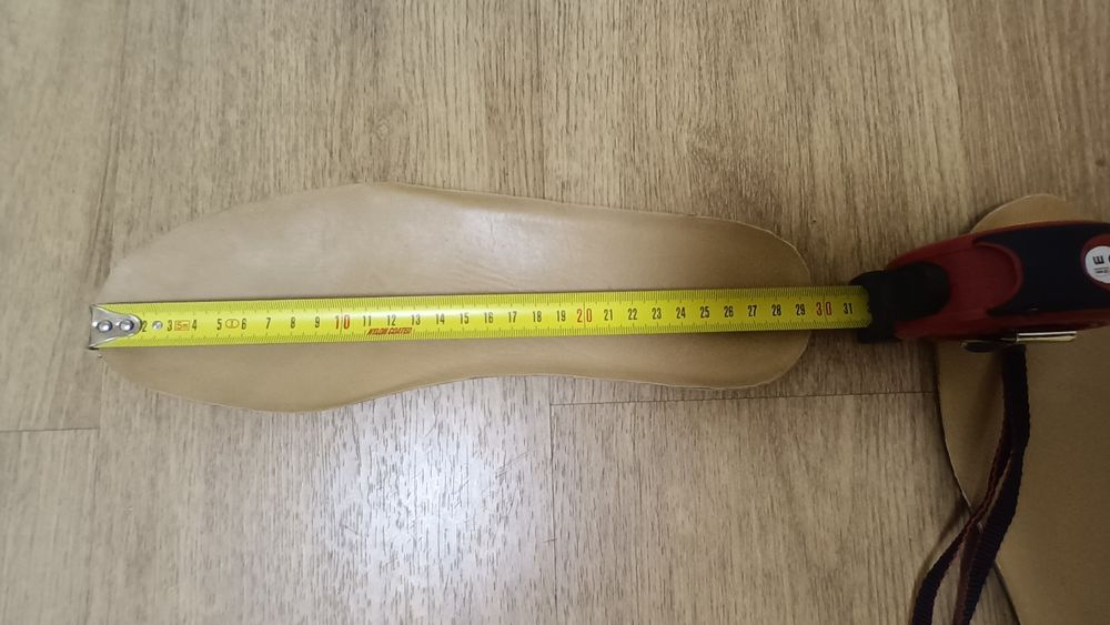 Туфлі чорні  кожані