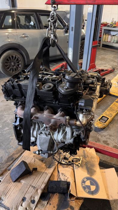 Motor bmw 20d n47  COMPLETO com todos os perifericos(tem um problema num cilindro)