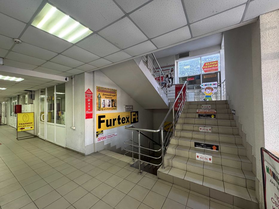 Приміщення в ТЦ по бул. Шевченка