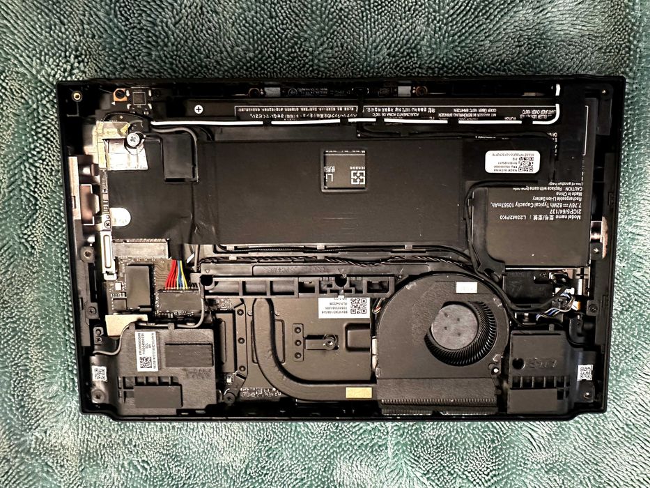 Lenovo Legion Go | Z1 Extreme | 512GB | Батарея 82Wh | Ідеальний стан