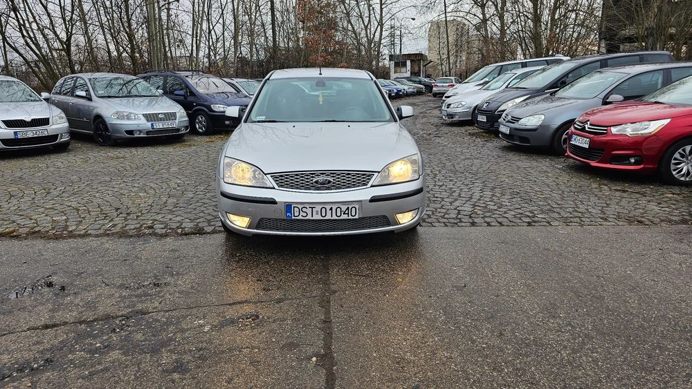 Ford Mondeo 1.8 benzyna 100% sprawny bezwypadkowy Salon Polska