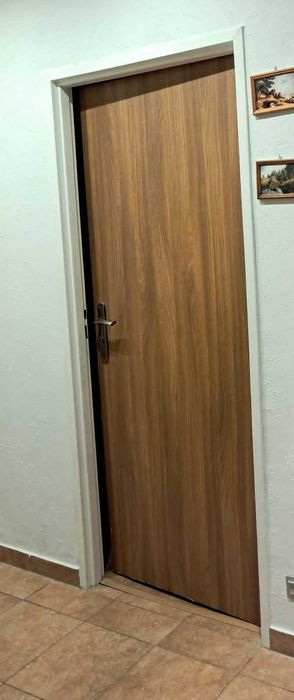 Drzwi wewnętrzne pokojowe - 80cm (prawe)