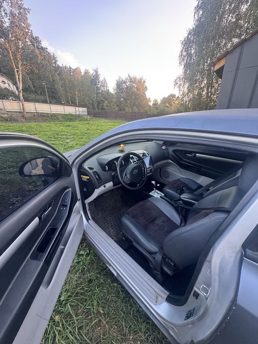 Низ ринка* Кіа Ceeʼd 1.6 benz/gaz* avtomat