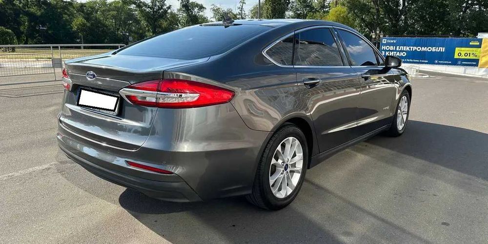 Аренда авто Гібрид Fusion Jetta Camry оренда з правом викупу