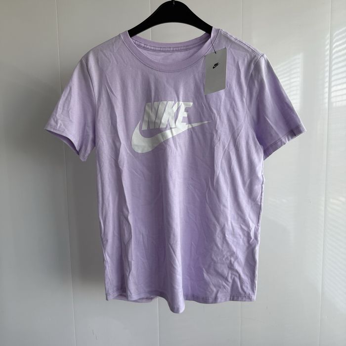 Nike жіноча футболка S оригінал