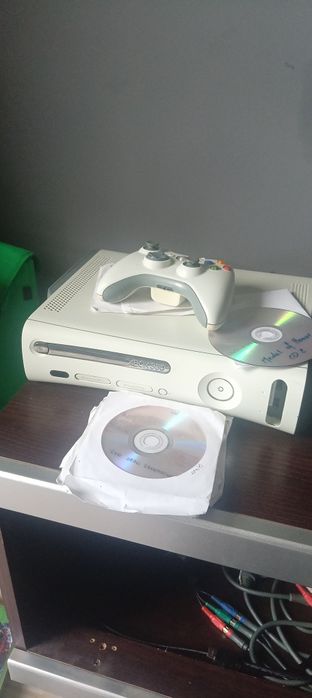 Sprzedam xboxa360