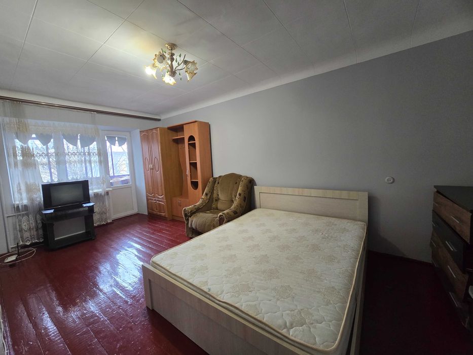 1-кім.кв. вул. Галицька цетральна частина, до моста, продаж квартири