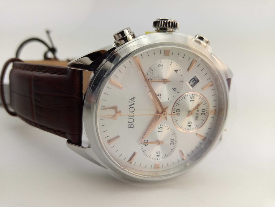 Bulova 96B370  частота колебаний 262 кГц, сапфир, хронограф, календарь