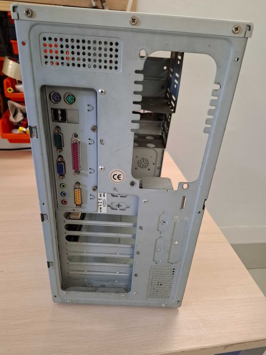 Obudowa Optimus Optitech Retro + Bonus