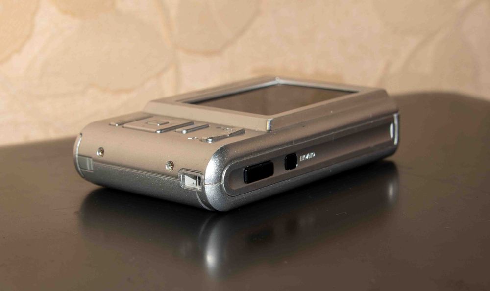 Коллекционный цифровой фотоаппарат Olympus T-100 zoom 12Мп.