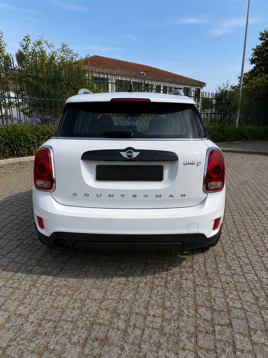 MINI Countryman One D 116cv Nacional | 104 mil km | Excelente Estado | Teto Preto