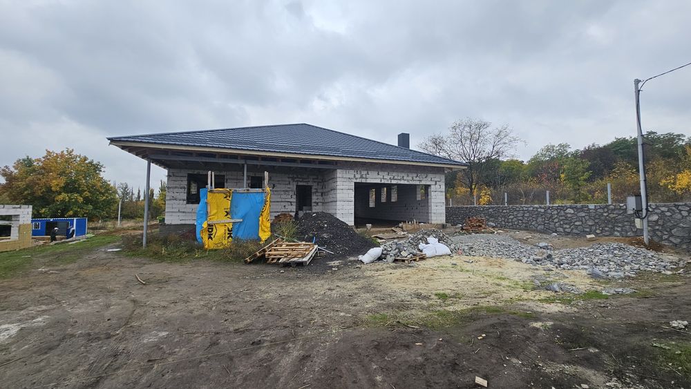 Продам будинок біля парку Перемоги