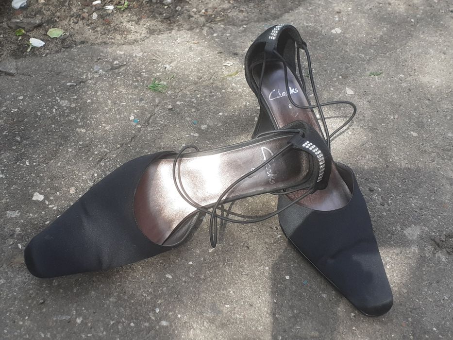 Элегантные туфли Clarks