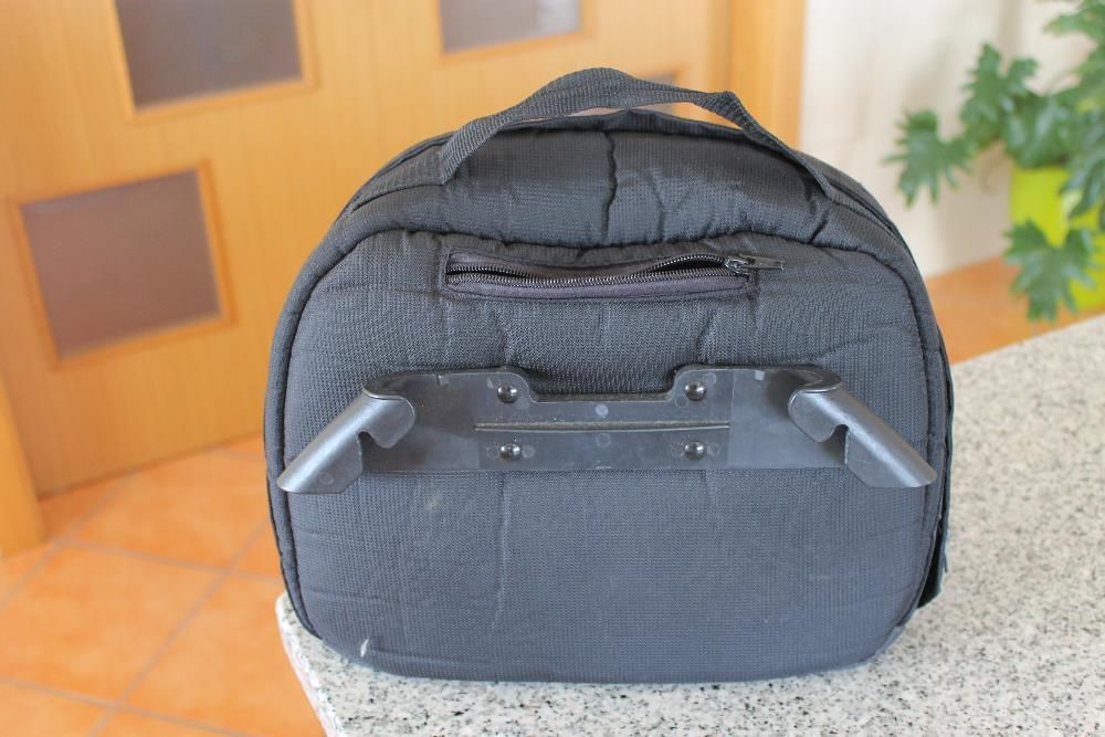 conjunto de carro de bébé e acessórios ,marsúpio go da chicco