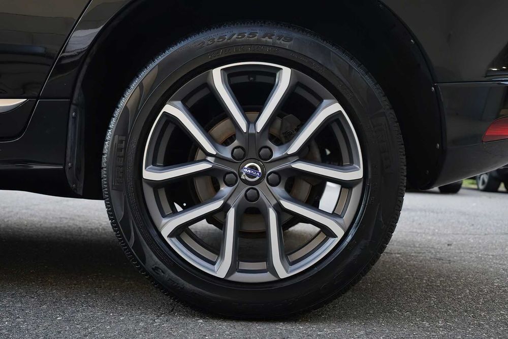 Volvo XC60      2016