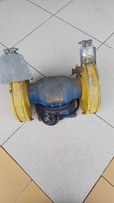 Точилка 220В станок точильний заточувальний круг точилка