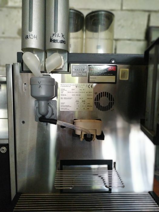 Продам кавовий апарат Melitta bar cube II